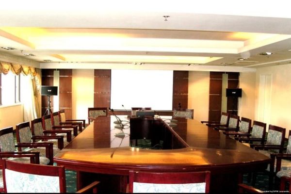 QIANYANG HOTEL (Chengde)